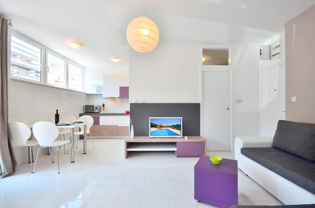 Bretia Apartments Sutivan Phòng bức ảnh
